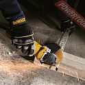 Углошлифовальная машина DeWALT DWE 4150